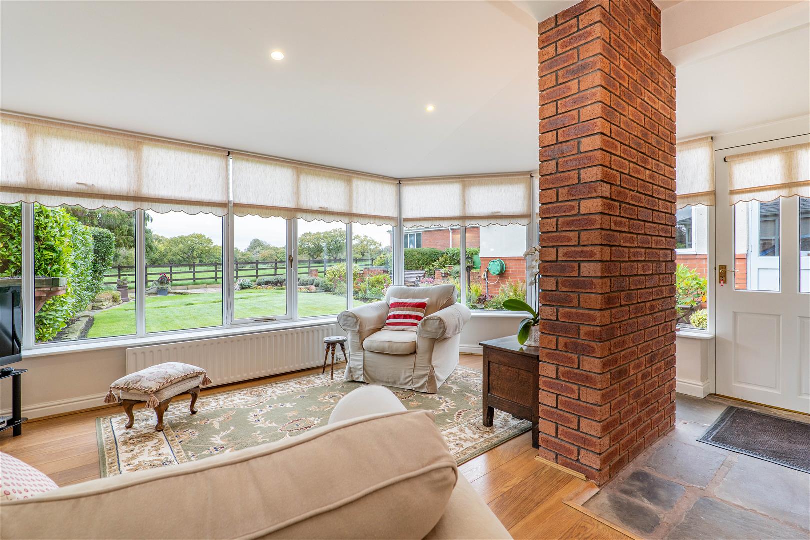 3 bed property in The Straits, Preston